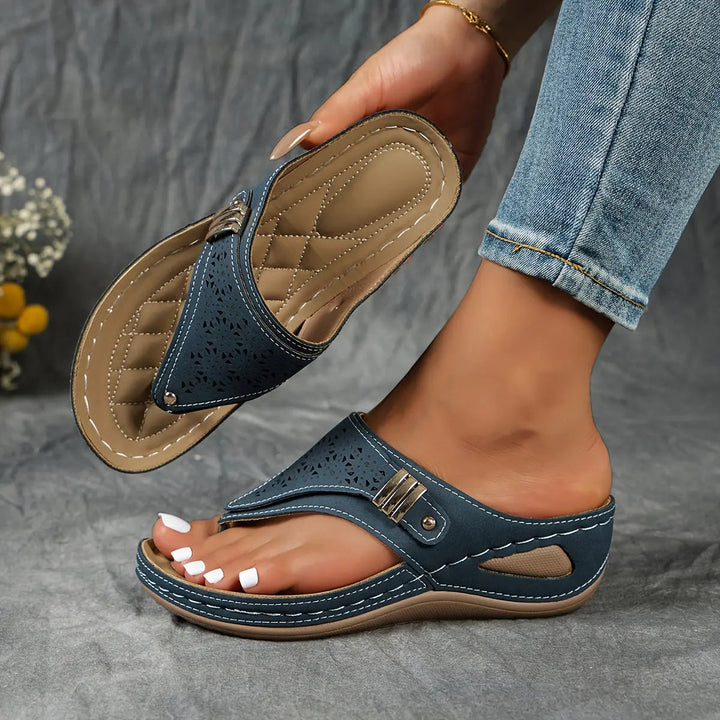 Emy | Wedge Toe-Ring Sandals