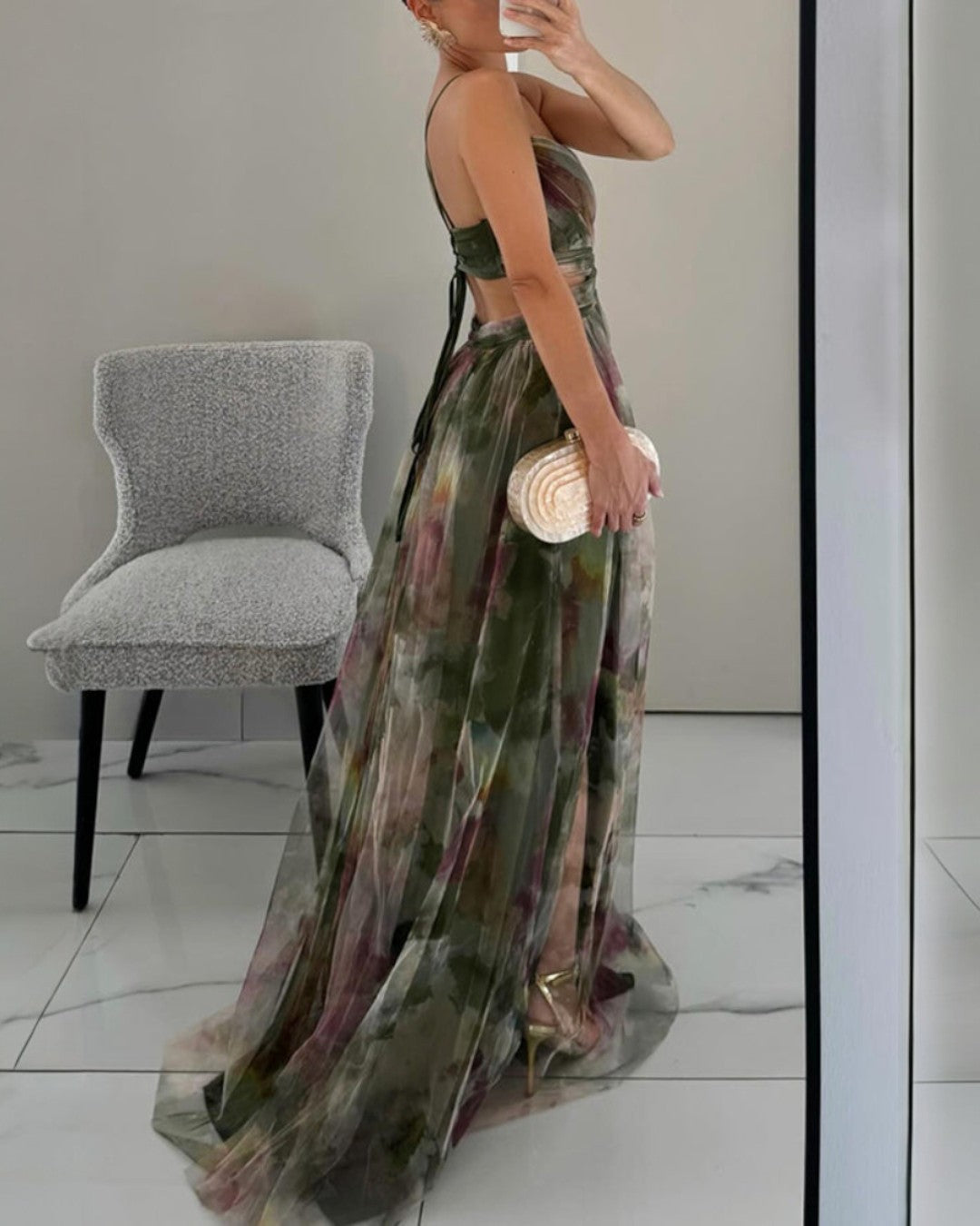 Giselle - Enchanting Floral Print Maxi Dress