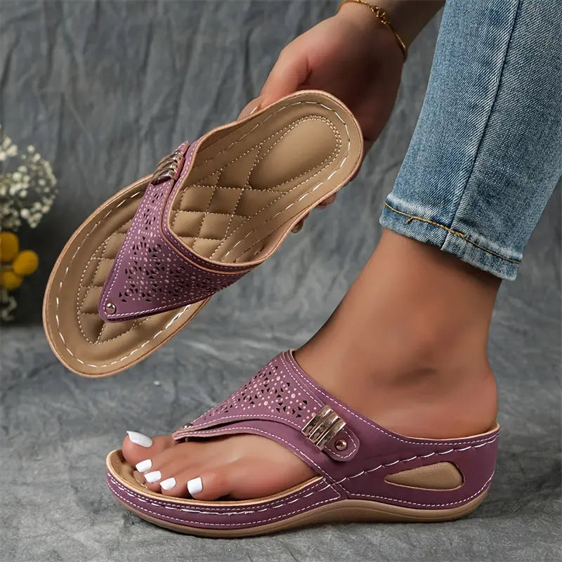 Emy | Wedge Toe-Ring Sandals