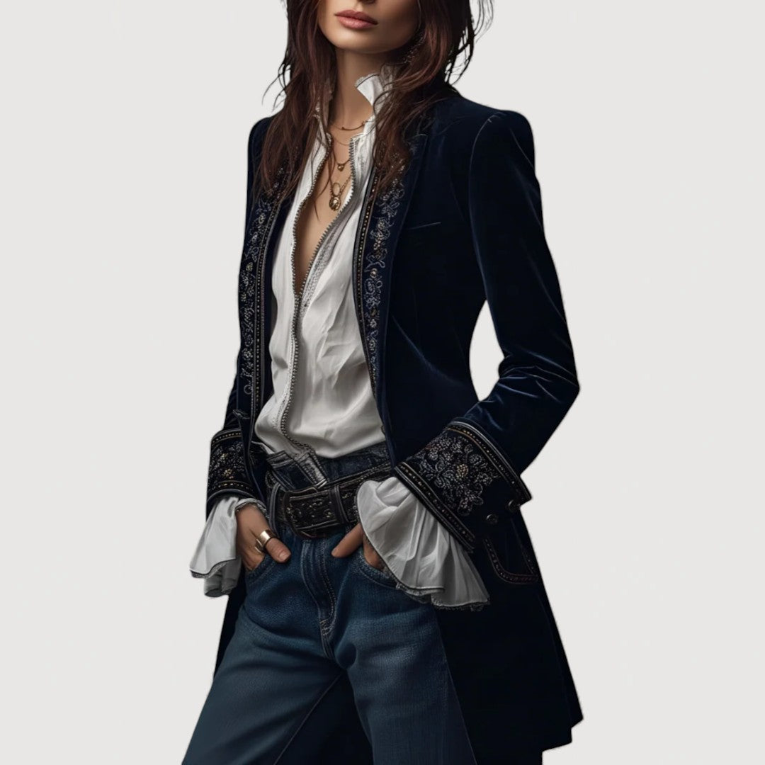 LYDIA – CHIC VELVET JACKET