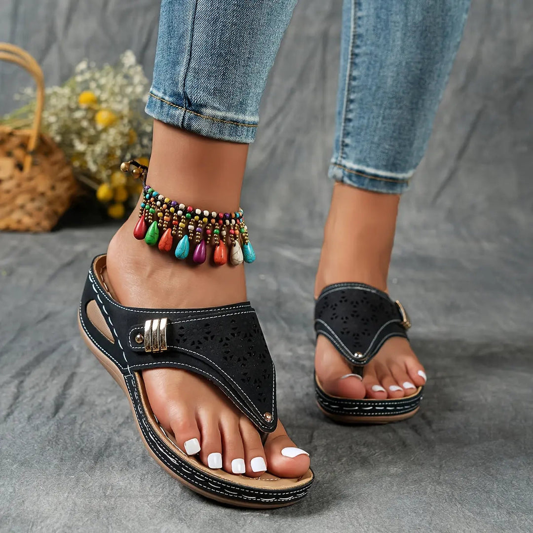 Emy | Wedge Toe-Ring Sandals