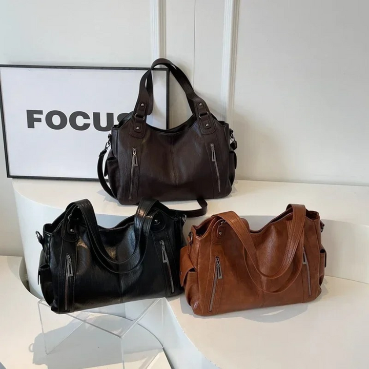 Isabella | Dakota Shoulder Bag