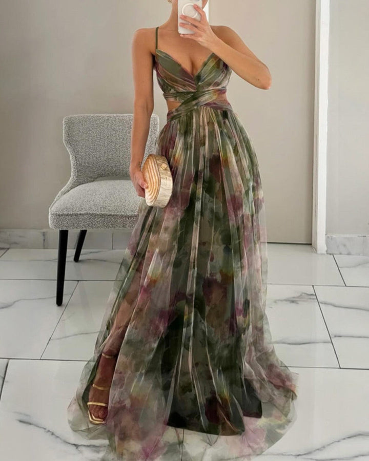 Giselle - Enchanting Floral Print Maxi Dress