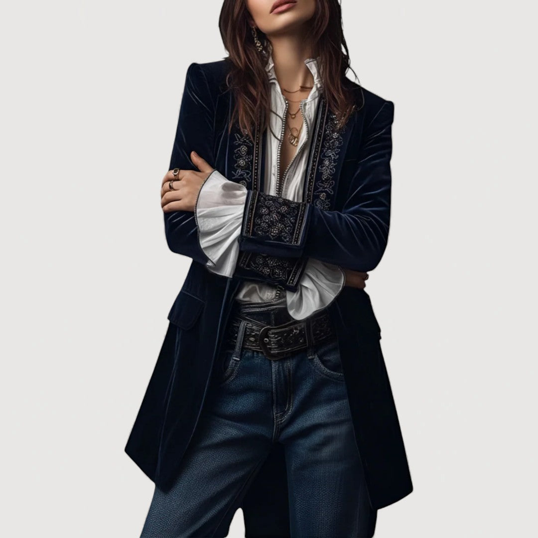 LYDIA – CHIC VELVET JACKET