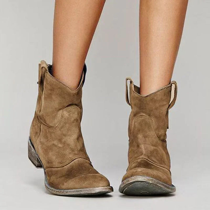 Charlotte - Orthopedic Boots