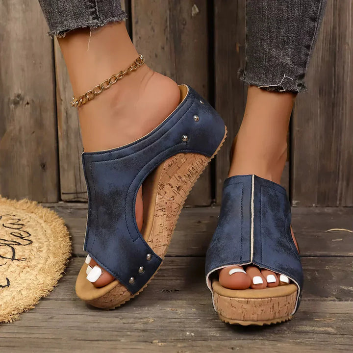 Sofia – Lumi Stud Wedges
