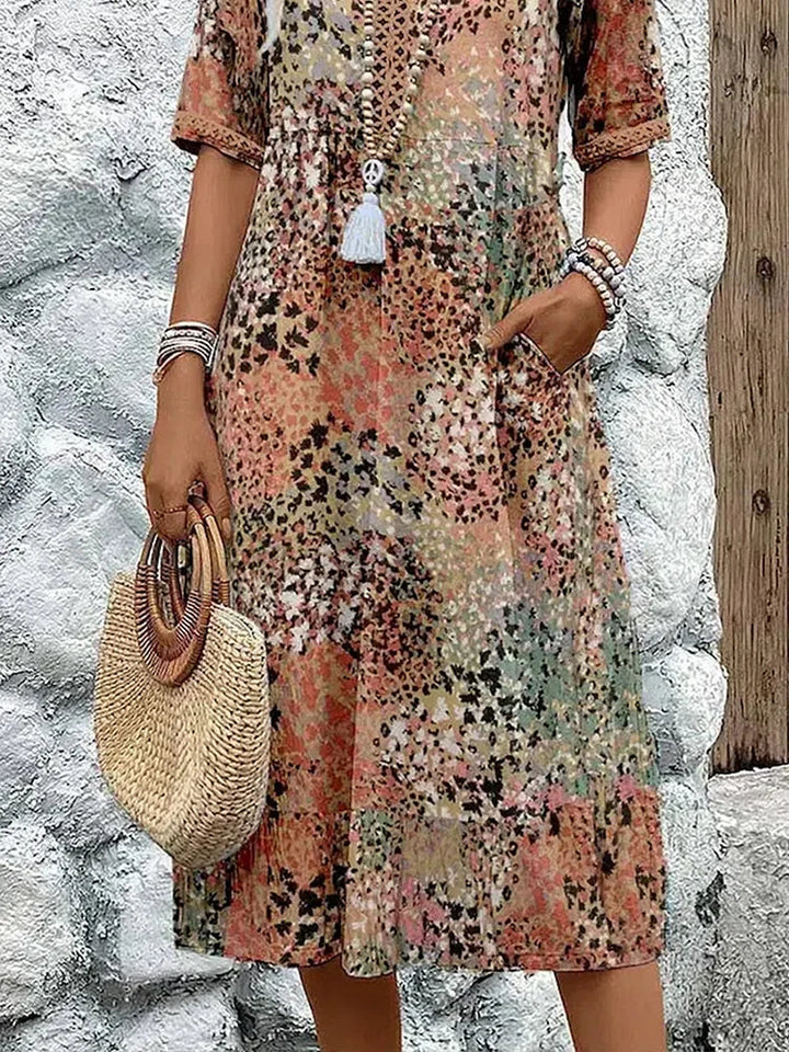 Lina | Lightweight V-Neck Dress