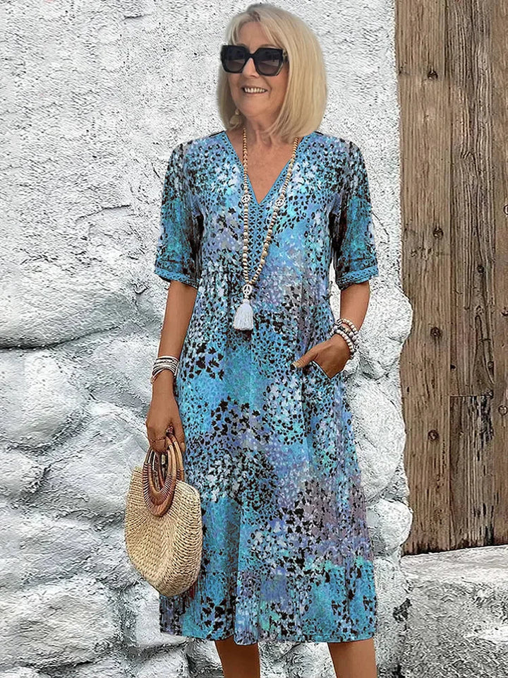 Lina | Lightweight V-Neck Dress
