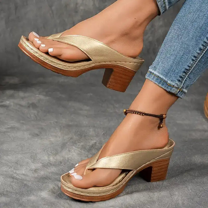 Yasmin – Elegant Relaxed Sandals
